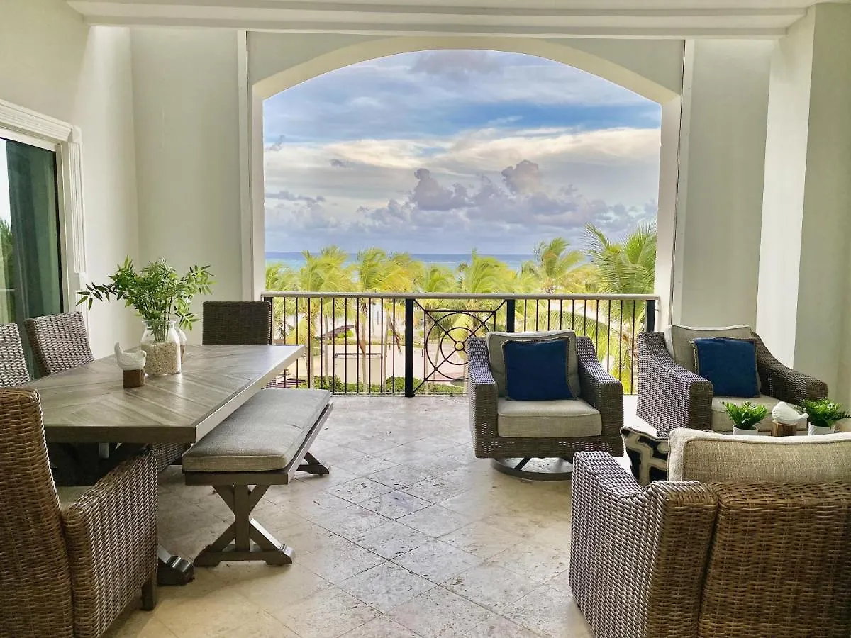 アパート Amazing Beachfront Condo Cap Cana, プンタ・カナ