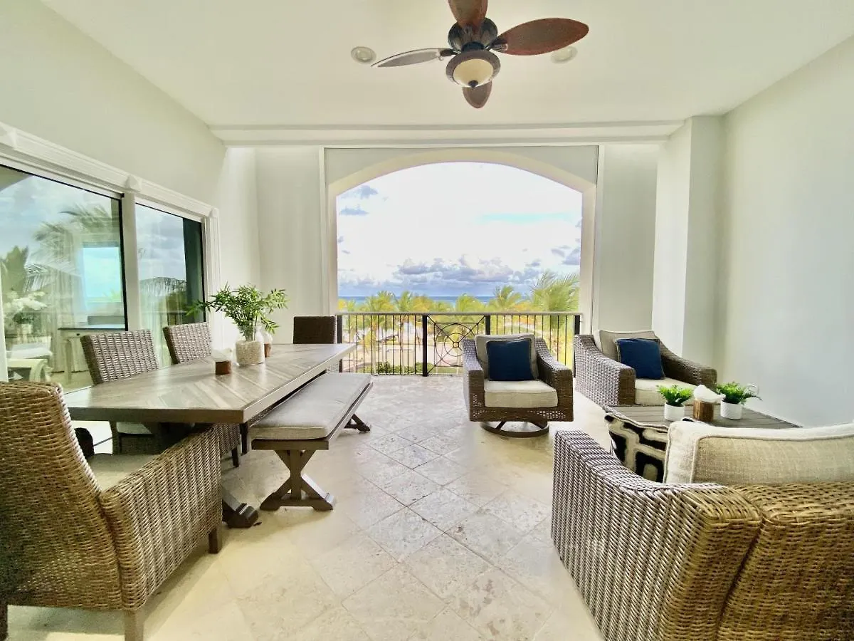 Amazing Beachfront Condo Cap Cana, プンタ・カナ